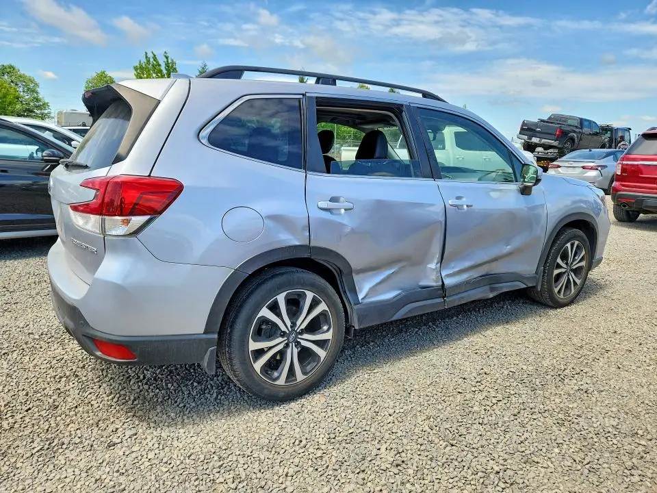 2021 SUBARU FORESTER LIMITED  