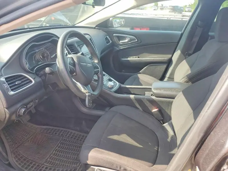 2015 CHRYSLER 200 LX  