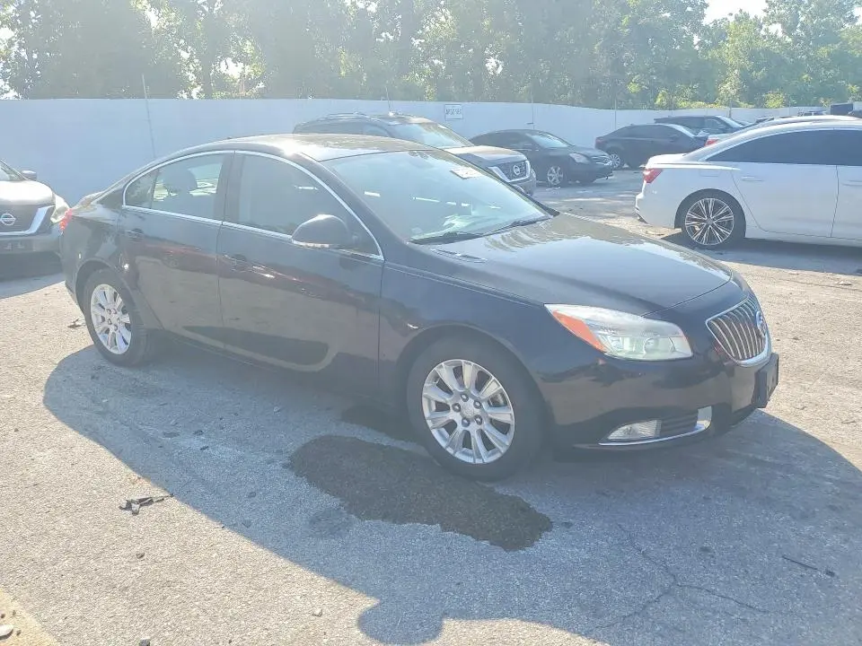 2013 BUICK REGAL   