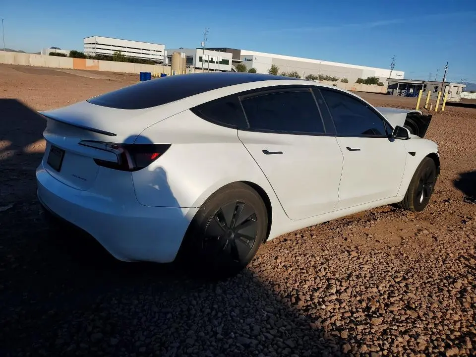 2024 TESLA MODEL 3   