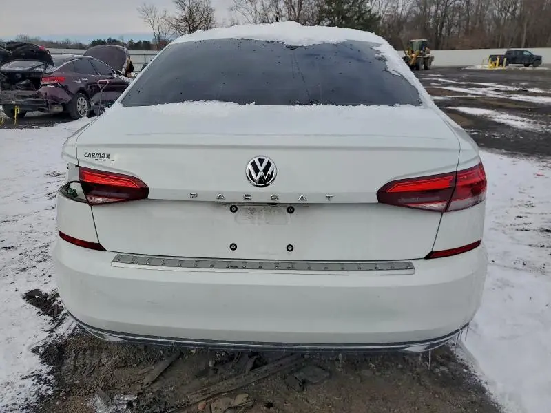 2021 VOLKSWAGEN PASSAT SE  