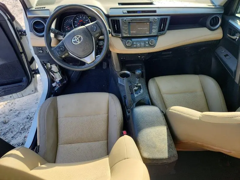 2014 TOYOTA RAV4 XLE  