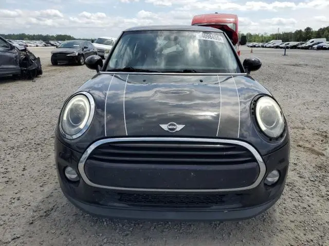 2016 MINI COOPER 