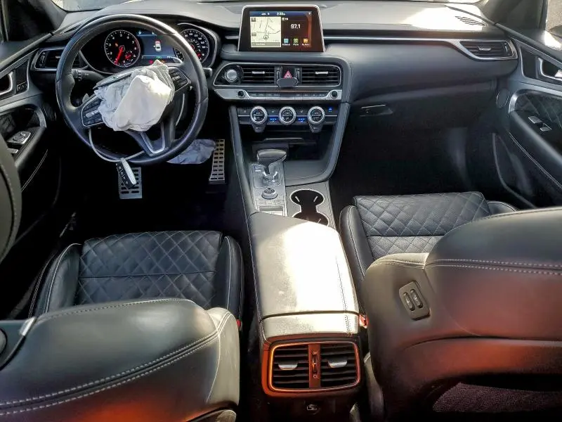 2020 GENESIS G70 PRESTIGE  