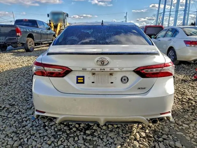 2018 TOYOTA CAMRY XSE  