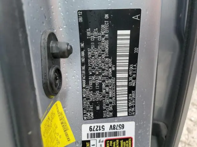 2012 TOYOTA SIENNA XLE  