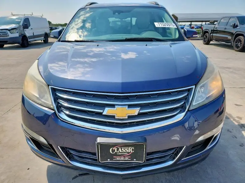 2014 CHEVROLET TRAVERSE LT  