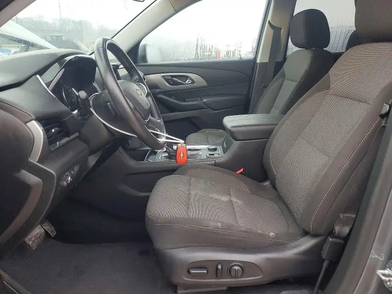 2020 CHEVROLET TRAVERSE LT  