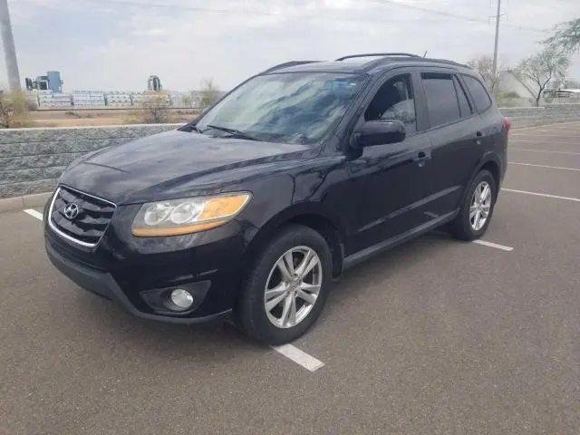 2011 HYUNDAI SANTA FE SE  