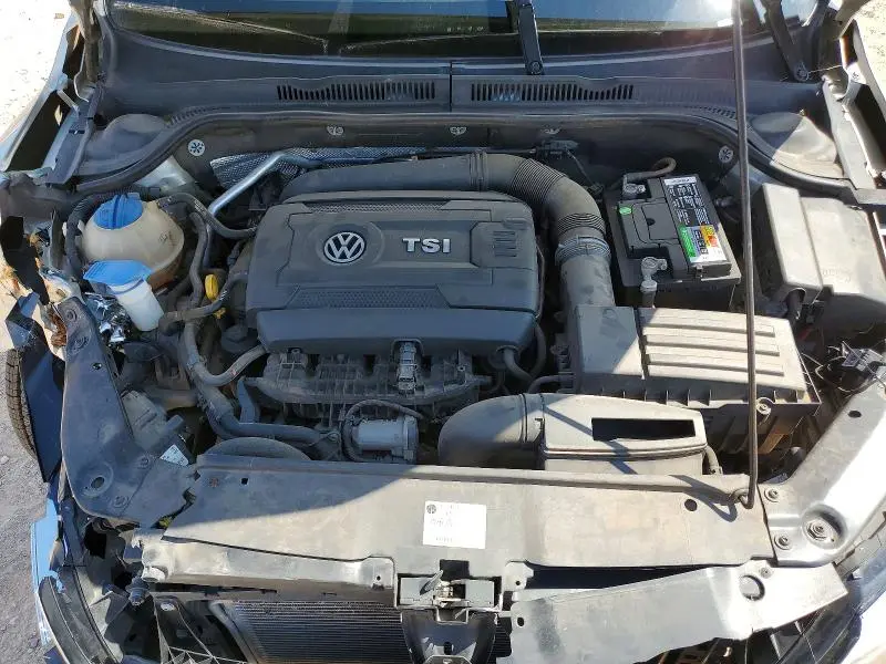 2015 VOLKSWAGEN JETTA SE  