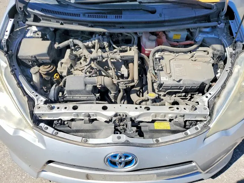 2013 TOYOTA PRIUS C TWO  