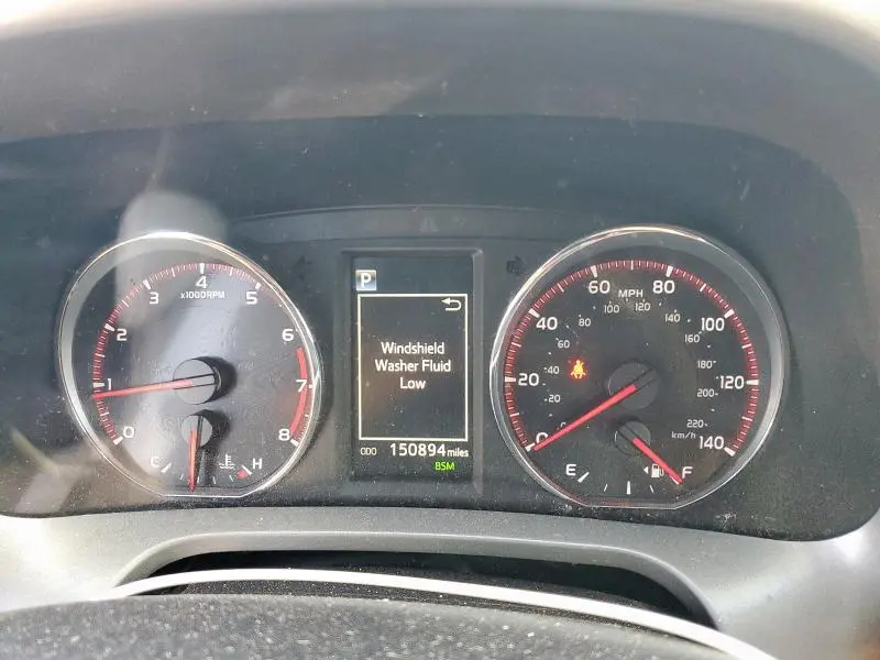 2016 TOYOTA RAV4 SE  