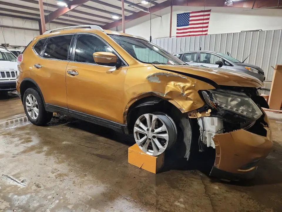 2014 NISSAN ROGUE SV  