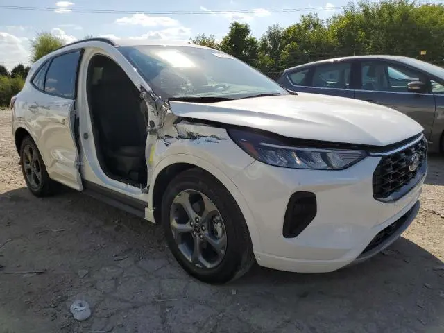 2023 FORD ESCAPE ST LINE  