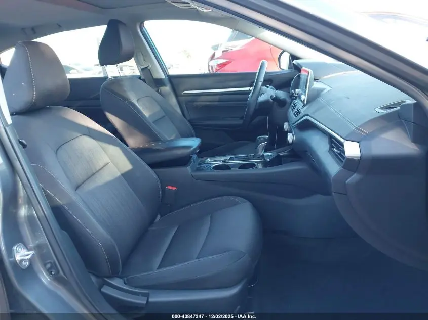 2021 NISSAN ALTIMA SV FWD