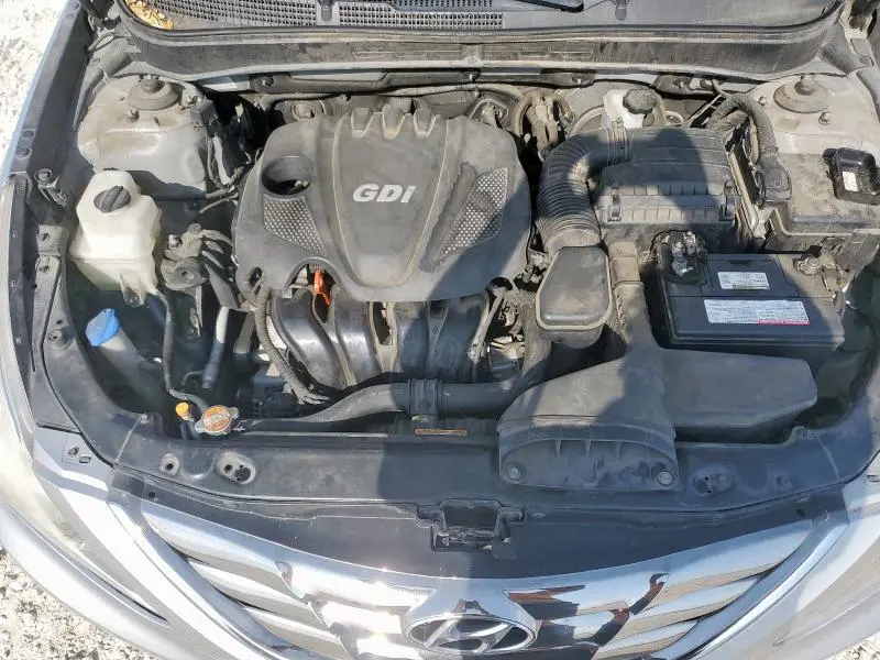 2013 HYUNDAI SONATA SE  