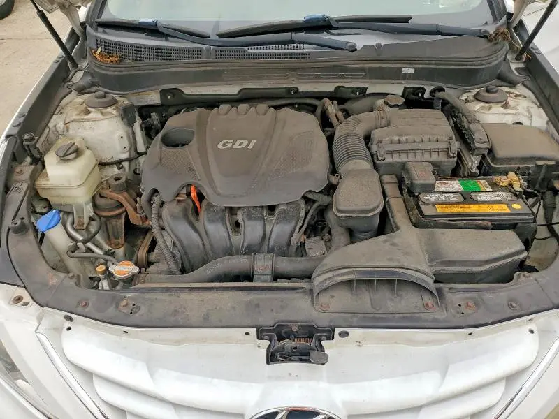 2011 HYUNDAI SONATA GLS  