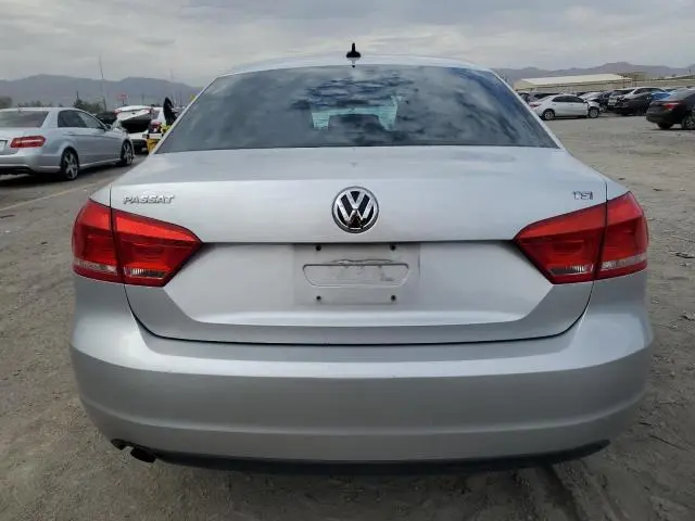 2015 VOLKSWAGEN PASSAT S  