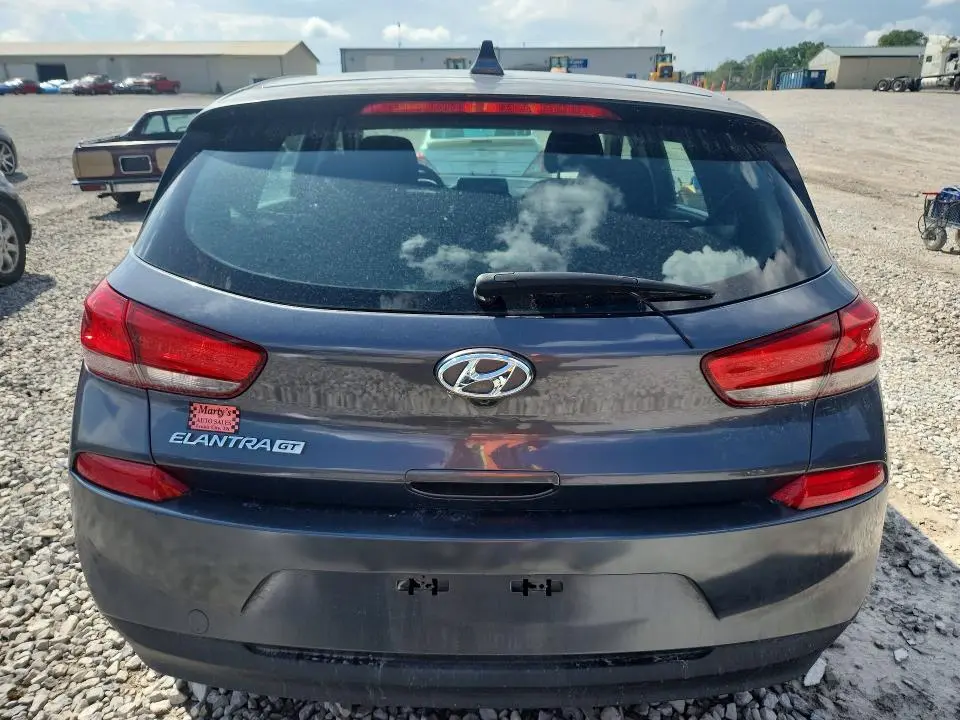 2018 HYUNDAI ELANTRA GT BASE  