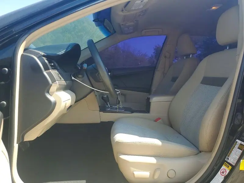 2012 TOYOTA CAMRY LE  