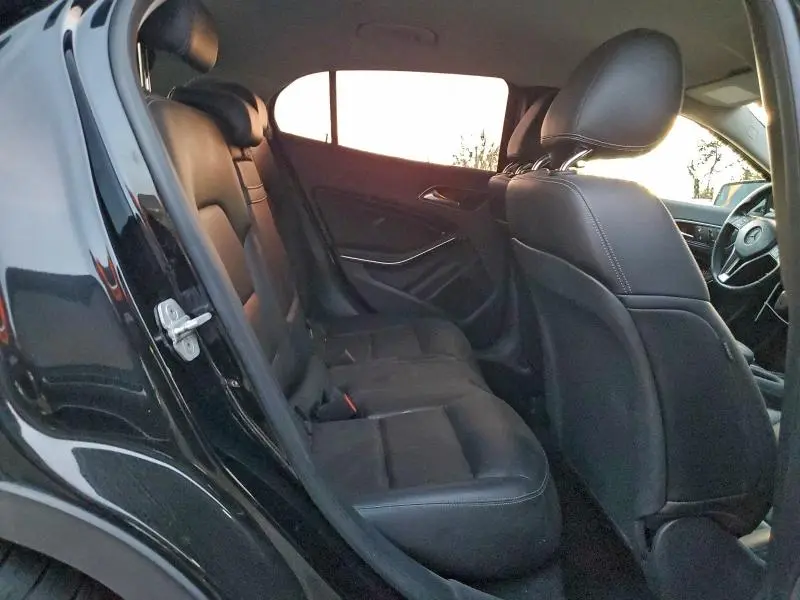 2015 MERCEDES-BENZ GLA 250 4MATIC  