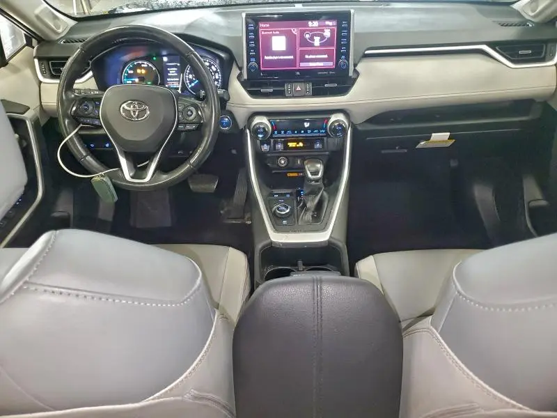 2022 TOYOTA RAV4 XLE PREMIUM  