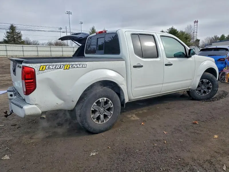 2016 NISSAN FRONTIER S  