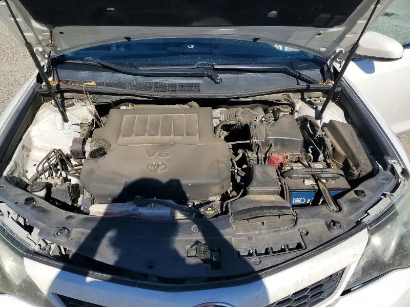 2014 TOYOTA CAMRY SE V6  