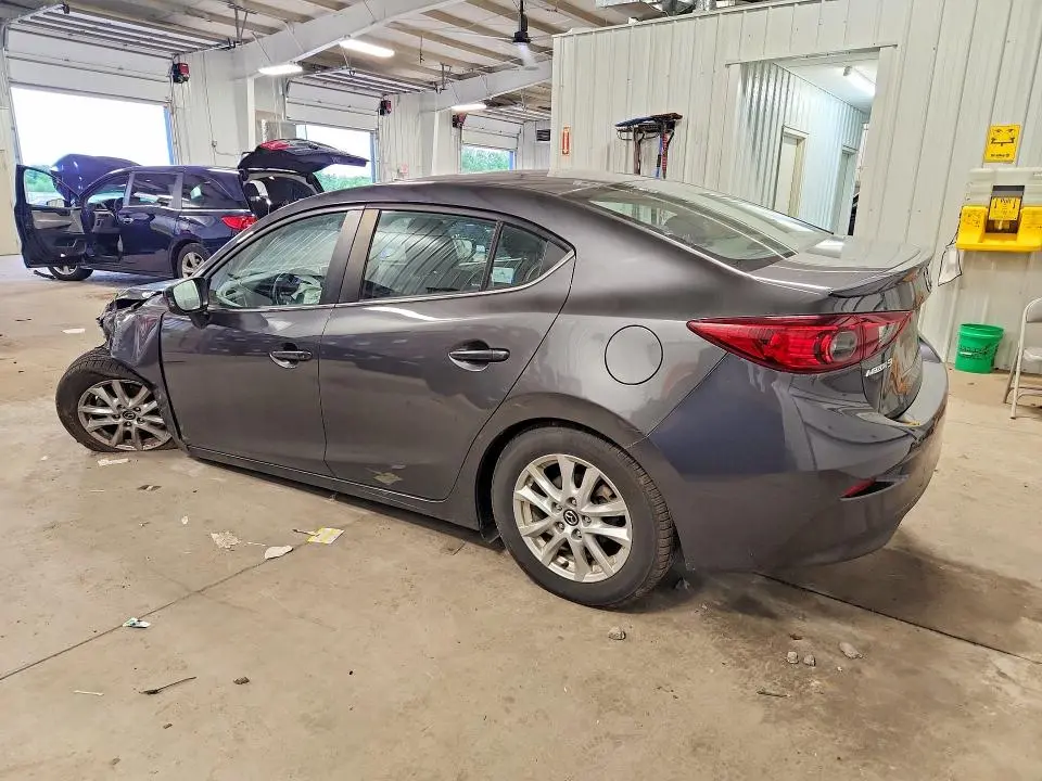 2016 MAZDA 3 TOURING  