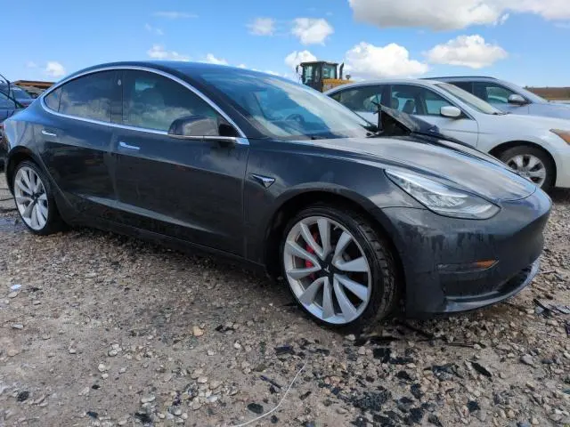 2018 TESLA MODEL 3 