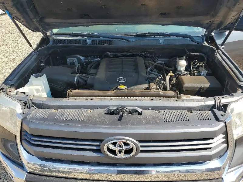 2015 TOYOTA TUNDRA SR5  