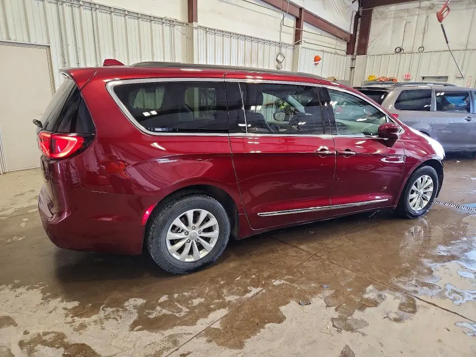 2017 CHRYSLER PACIFICA TOURING L  
