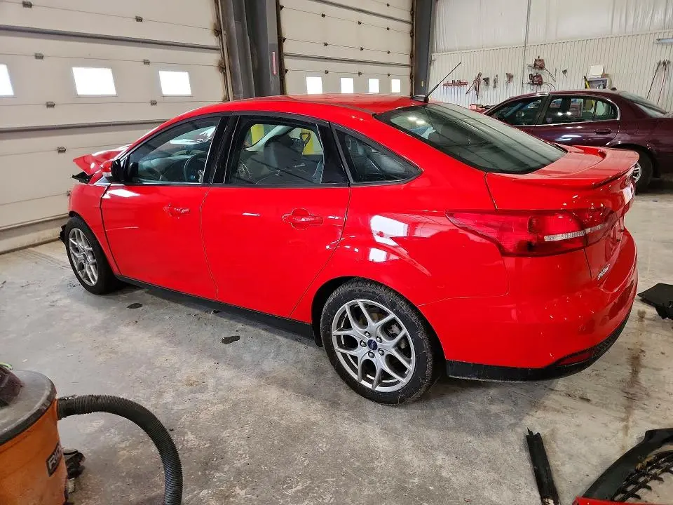 2015 FORD FOCUS SE  