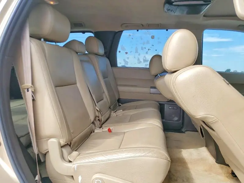 2010 TOYOTA SEQUOIA LIMITED  
