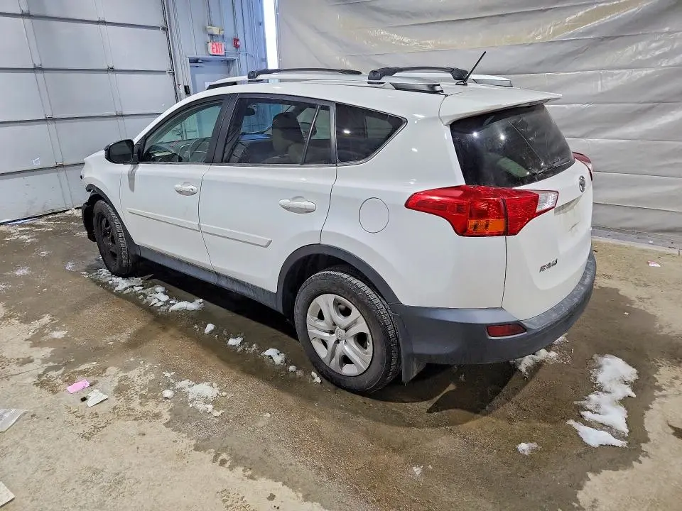2015 TOYOTA RAV4 LE  