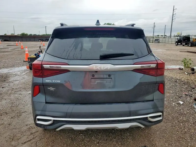 2023 KIA SELTOS S  