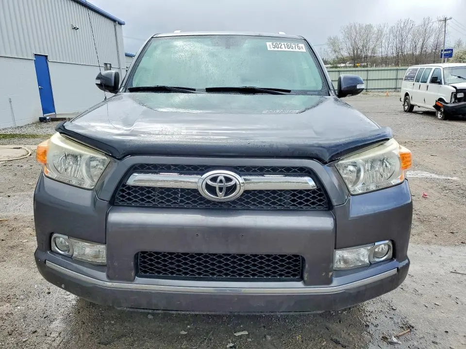 2012 TOYOTA 4RUNNER SR5  