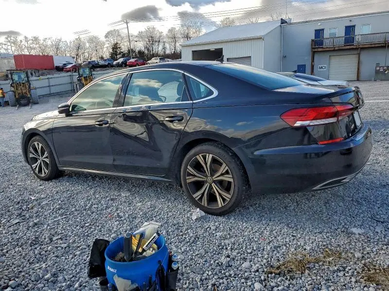 2021 VOLKSWAGEN PASSAT SE  