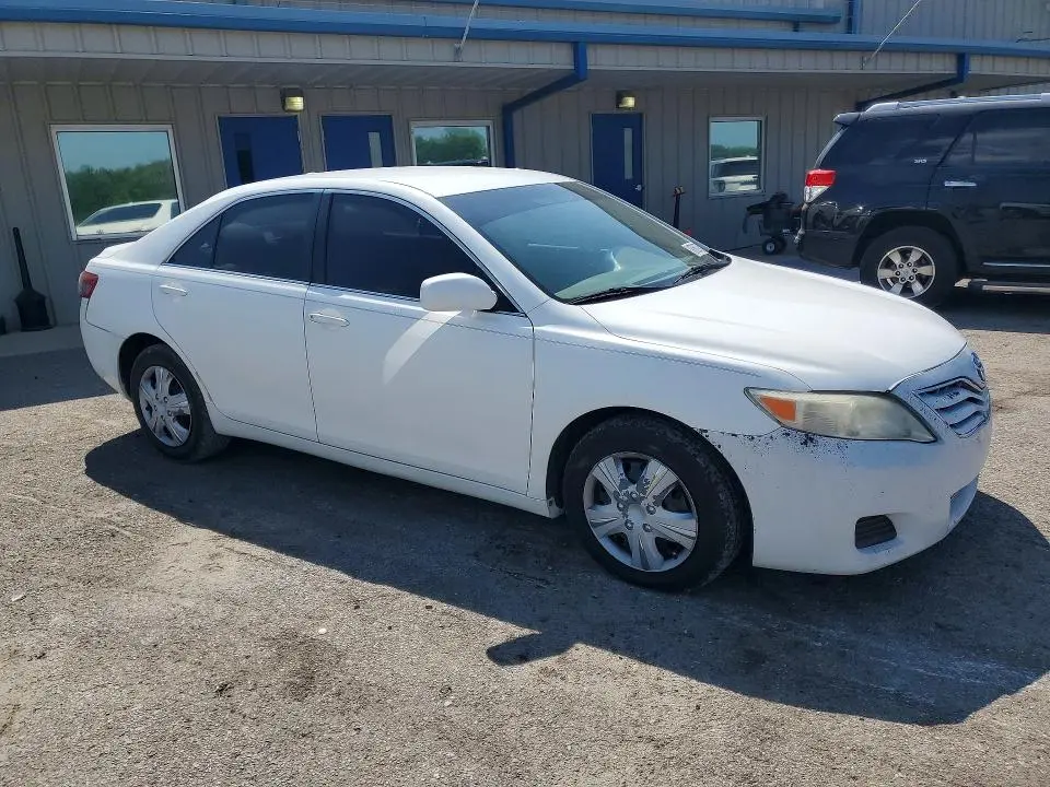 2010 TOYOTA CAMRY BASE  