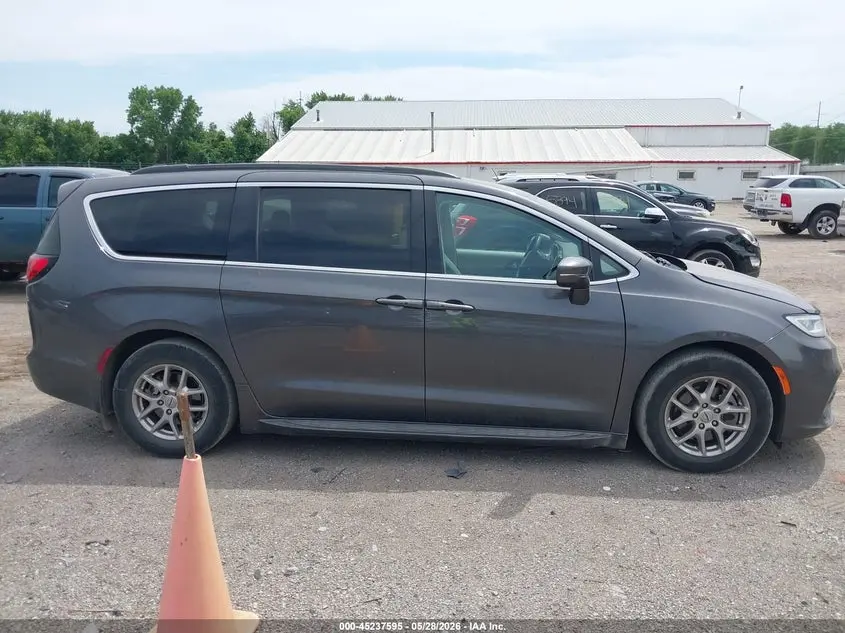 2021 CHRYSLER PACIFICA TOURING