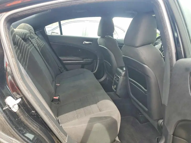 2014 DODGE CHARGER SE  