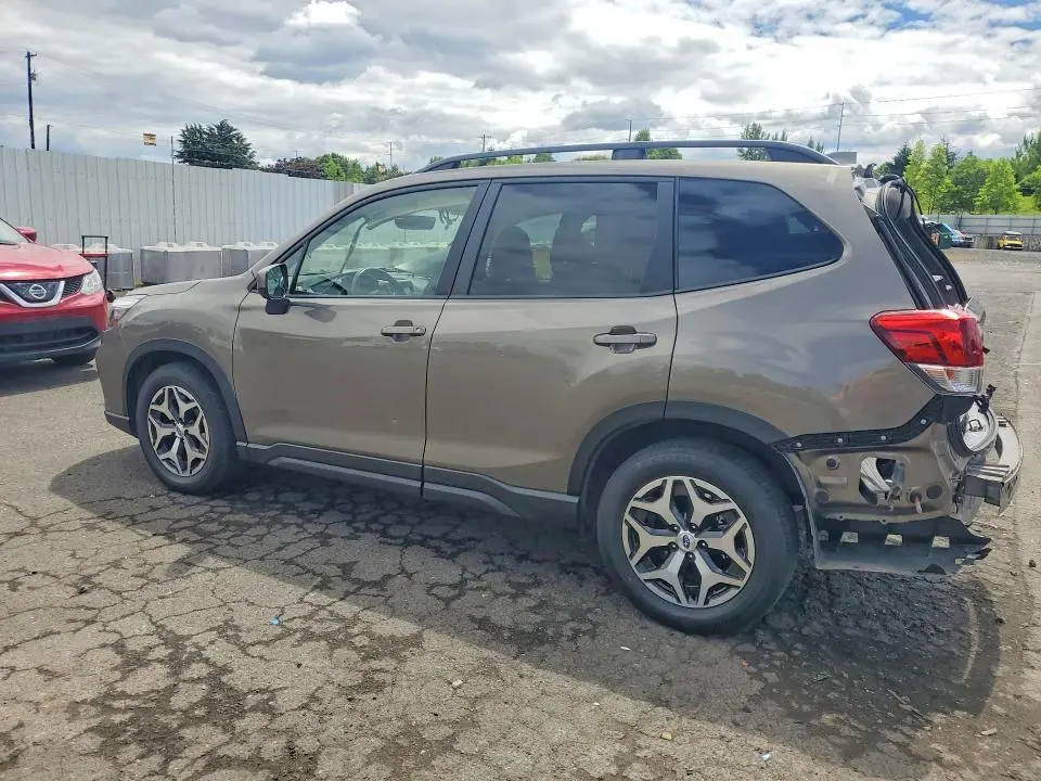 2020 SUBARU FORESTER PREMIUM  