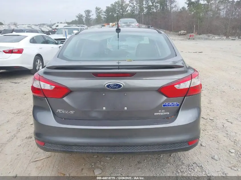 2014 FORD FOCUS SE