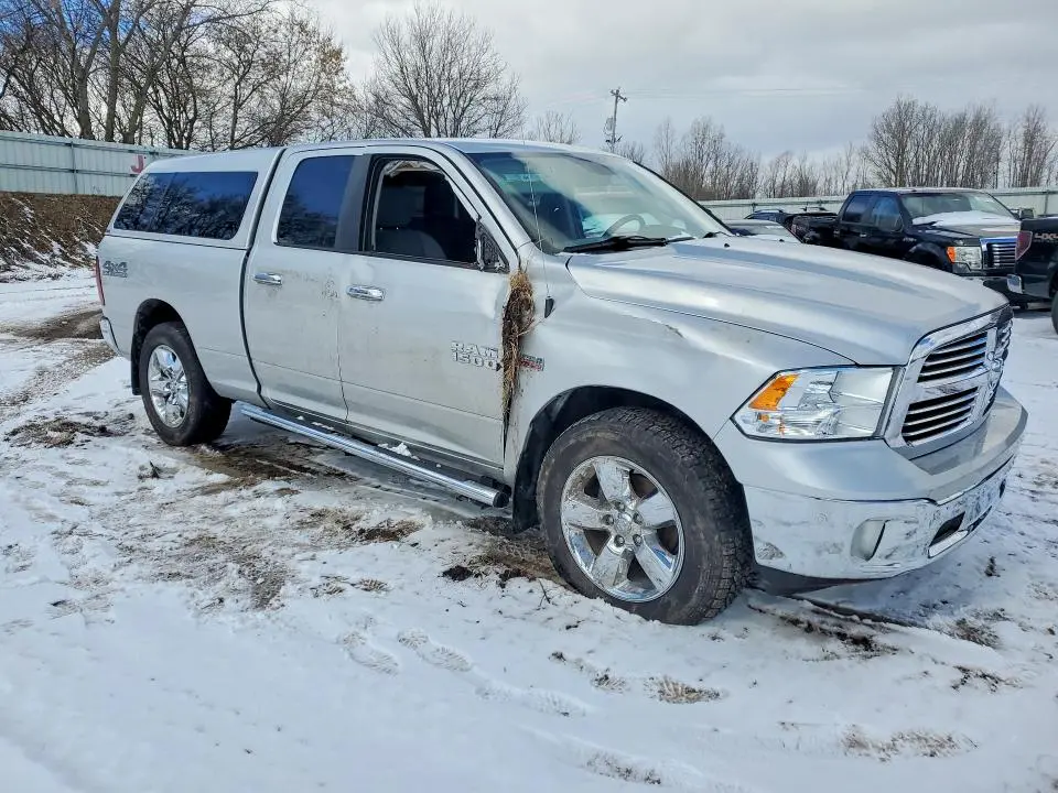 2018 RAM 1500 SLT  