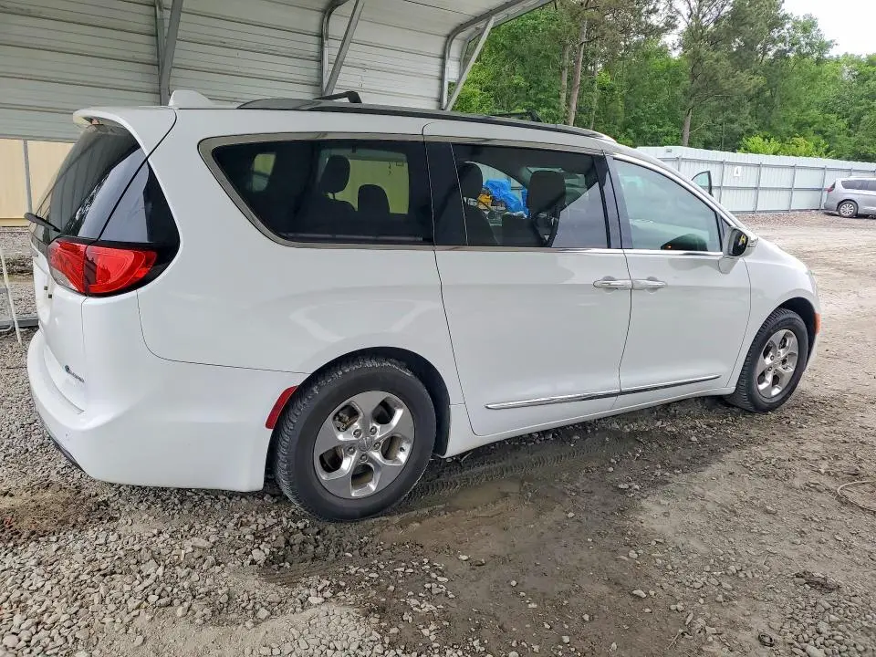 2018 CHRYSLER PACIFICA HYBRID LIMITED  