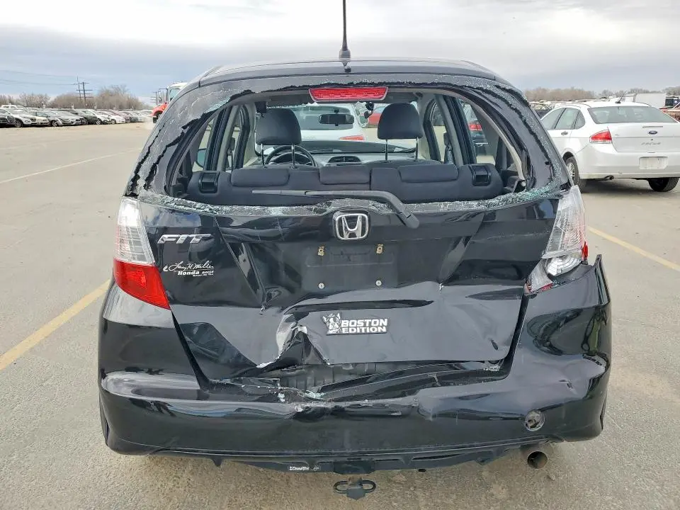 2012 HONDA FIT   