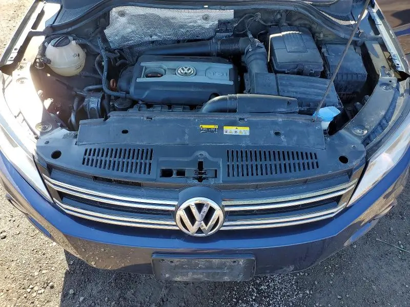 2013 VOLKSWAGEN TIGUAN S  
