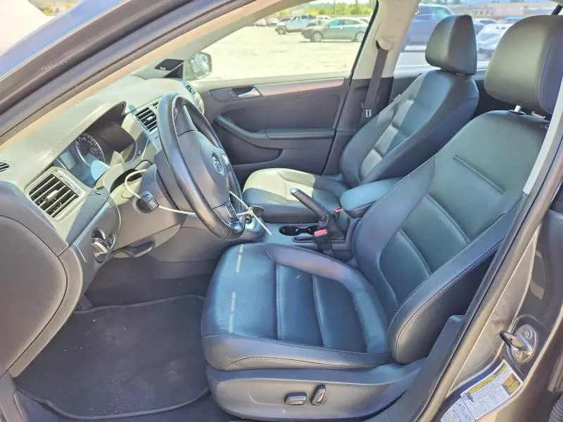2013 VOLKSWAGEN JETTA TDI  