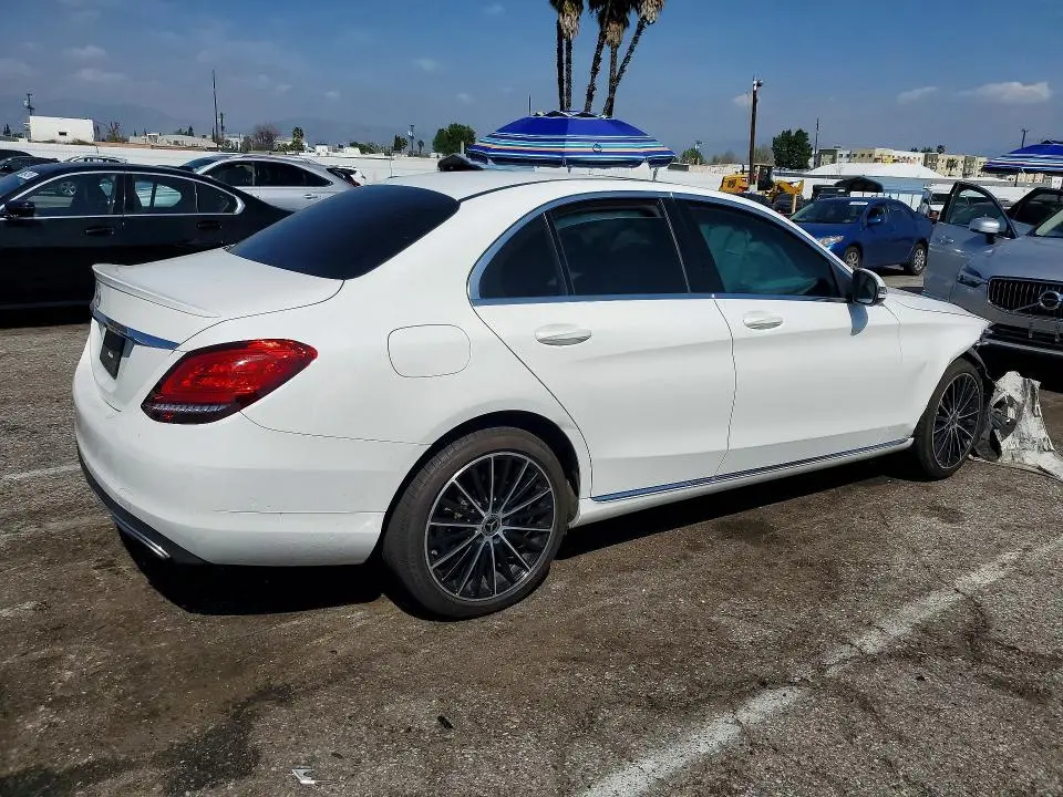 2019 MERCEDES-BENZ C 300  