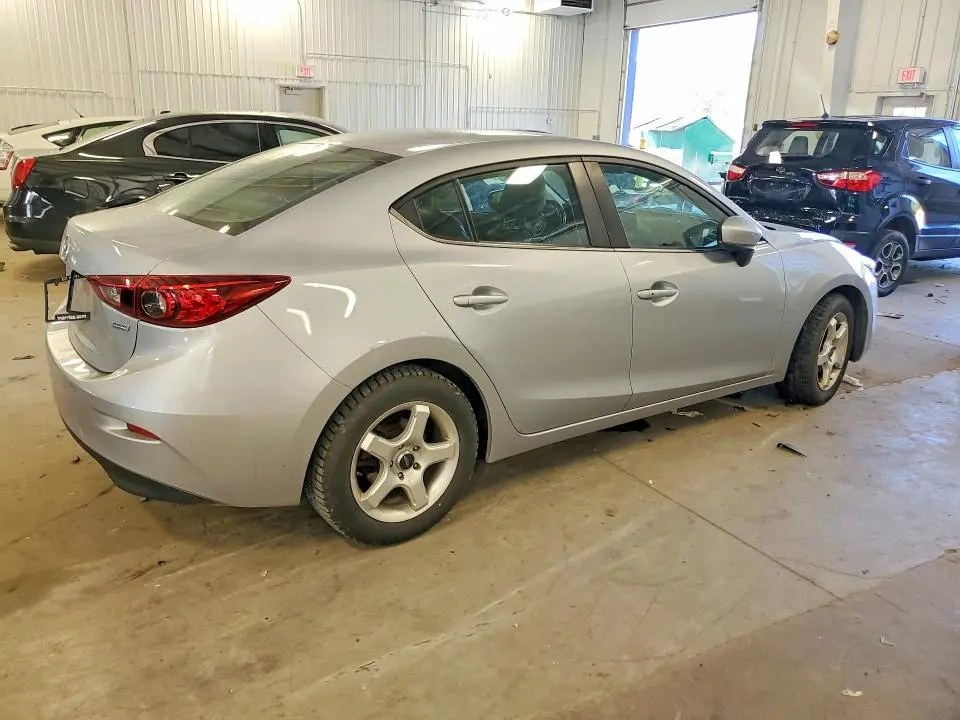 2017 MAZDA 3 TOURING  